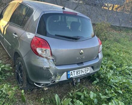 Серый Рено Клио, объемом двигателя 1.1 л и пробегом 198 тыс. км за 4300 $, фото 2 на Automoto.ua