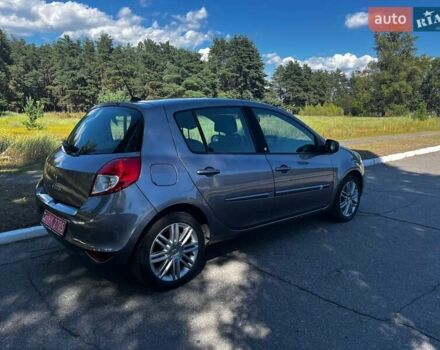 Серый Рено Клио, объемом двигателя 1.2 л и пробегом 180 тыс. км за 5500 $, фото 5 на Automoto.ua