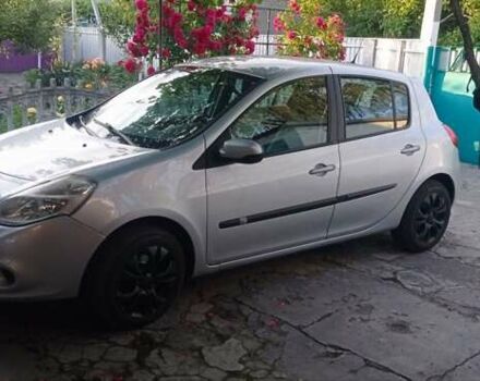 Сірий Рено Кліо, об'ємом двигуна 1.46 л та пробігом 290 тис. км за 4300 $, фото 1 на Automoto.ua