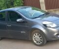 Серый Рено Клио, объемом двигателя 1.6 л и пробегом 157 тыс. км за 7500 $, фото 5 на Automoto.ua