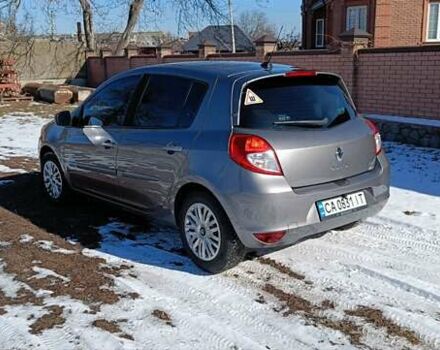 Сірий Рено Кліо, об'ємом двигуна 1.46 л та пробігом 276 тис. км за 5500 $, фото 3 на Automoto.ua