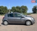 Серый Рено Клио, объемом двигателя 1.5 л и пробегом 260 тыс. км за 5100 $, фото 1 на Automoto.ua
