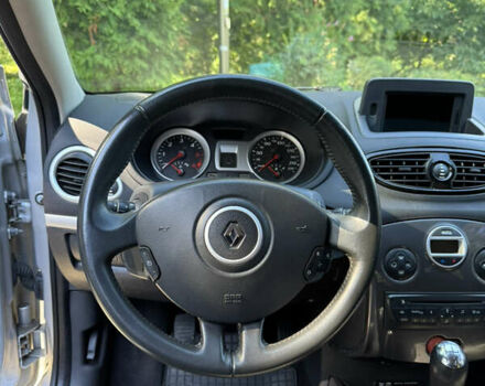 Серый Рено Клио, объемом двигателя 1.46 л и пробегом 213 тыс. км за 5290 $, фото 14 на Automoto.ua