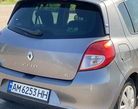 Сірий Рено Кліо, об'ємом двигуна 1.5 л та пробігом 260 тис. км за 5600 $, фото 6 на Automoto.ua