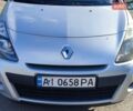 Серый Рено Клио, объемом двигателя 1.5 л и пробегом 268 тыс. км за 5000 $, фото 1 на Automoto.ua