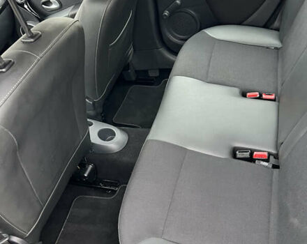 Серый Рено Клио, объемом двигателя 1.6 л и пробегом 143 тыс. км за 8500 $, фото 12 на Automoto.ua