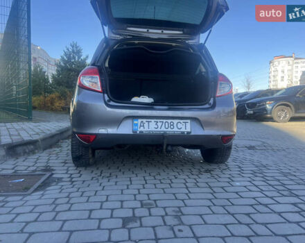 Серый Рено Клио, объемом двигателя 1.46 л и пробегом 279 тыс. км за 4750 $, фото 7 на Automoto.ua