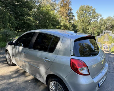 Серый Рено Клио, объемом двигателя 1.46 л и пробегом 213 тыс. км за 5290 $, фото 7 на Automoto.ua