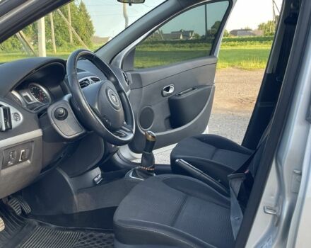 Сірий Рено Кліо, об'ємом двигуна 1.5 л та пробігом 162 тис. км за 4550 $, фото 12 на Automoto.ua