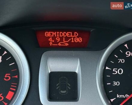 Сірий Рено Кліо, об'ємом двигуна 1.46 л та пробігом 265 тис. км за 5600 $, фото 9 на Automoto.ua