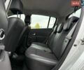 Серый Рено Клио, объемом двигателя 1.6 л и пробегом 174 тыс. км за 5100 $, фото 21 на Automoto.ua