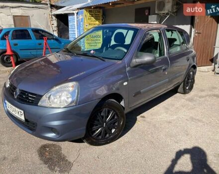 Серый Рено Клио, объемом двигателя 1.15 л и пробегом 163 тыс. км за 4800 $, фото 3 на Automoto.ua