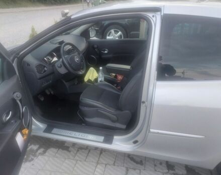 Сірий Рено Кліо, об'ємом двигуна 1.2 л та пробігом 120 тис. км за 4200 $, фото 2 на Automoto.ua