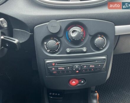 Сірий Рено Кліо, об'ємом двигуна 1.46 л та пробігом 270 тис. км за 4999 $, фото 7 на Automoto.ua