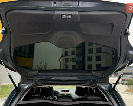 Серый Рено Клио, объемом двигателя 1.5 л и пробегом 243 тыс. км за 5650 $, фото 36 на Automoto.ua