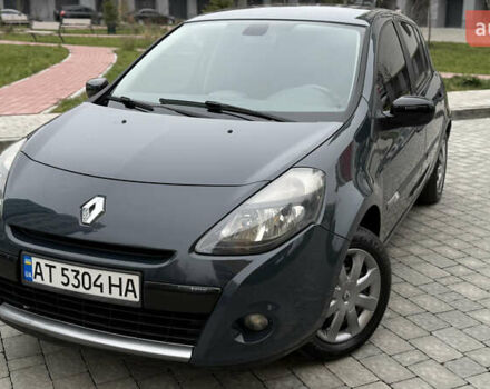 Серый Рено Клио, объемом двигателя 1.5 л и пробегом 243 тыс. км за 5650 $, фото 8 на Automoto.ua