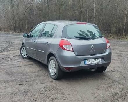 Серый Рено Клио, объемом двигателя 1.46 л и пробегом 352 тыс. км за 3500 $, фото 4 на Automoto.ua