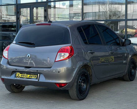 Серый Рено Клио, объемом двигателя 1.2 л и пробегом 111 тыс. км за 5800 $, фото 5 на Automoto.ua