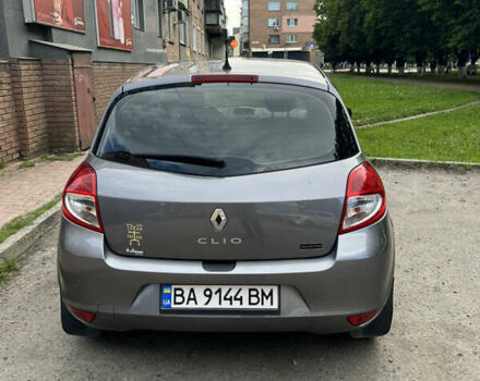 Сірий Рено Кліо, об'ємом двигуна 1.2 л та пробігом 117 тис. км за 5990 $, фото 5 на Automoto.ua