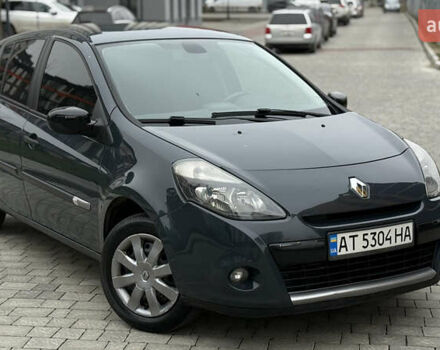 Серый Рено Клио, объемом двигателя 1.5 л и пробегом 243 тыс. км за 5650 $, фото 5 на Automoto.ua