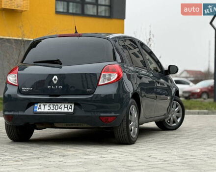 Серый Рено Клио, объемом двигателя 1.5 л и пробегом 243 тыс. км за 5650 $, фото 16 на Automoto.ua