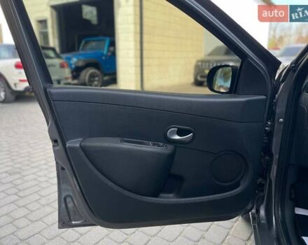 Серый Рено Клио, объемом двигателя 1.15 л и пробегом 116 тыс. км за 6400 $, фото 18 на Automoto.ua