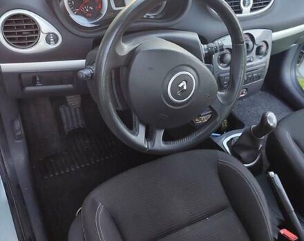 Серый Рено Клио, объемом двигателя 1.15 л и пробегом 174 тыс. км за 5600 $, фото 6 на Automoto.ua