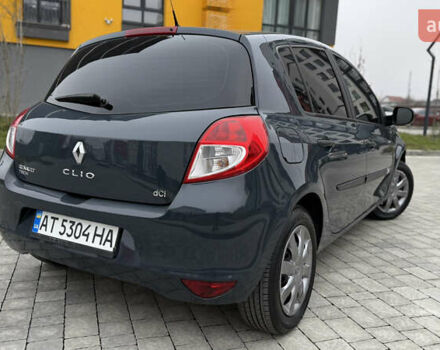 Серый Рено Клио, объемом двигателя 1.5 л и пробегом 243 тыс. км за 5650 $, фото 10 на Automoto.ua