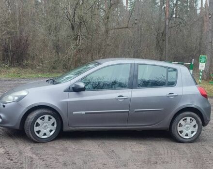Серый Рено Клио, объемом двигателя 1.5 л и пробегом 350 тыс. км за 3500 $, фото 4 на Automoto.ua
