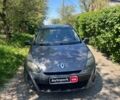Серый Рено Клио, объемом двигателя 1.5 л и пробегом 328 тыс. км за 4990 $, фото 1 на Automoto.ua