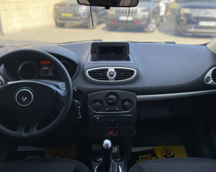 Серый Рено Клио, объемом двигателя 1.2 л и пробегом 111 тыс. км за 5800 $, фото 13 на Automoto.ua