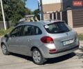 Серый Рено Клио, объемом двигателя 1.2 л и пробегом 150 тыс. км за 2900 $, фото 1 на Automoto.ua