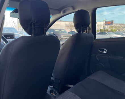 Серый Рено Клио, объемом двигателя 1.2 л и пробегом 111 тыс. км за 5800 $, фото 17 на Automoto.ua