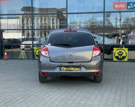 Серый Рено Клио, объемом двигателя 1.15 л и пробегом 116 тыс. км за 6400 $, фото 4 на Automoto.ua