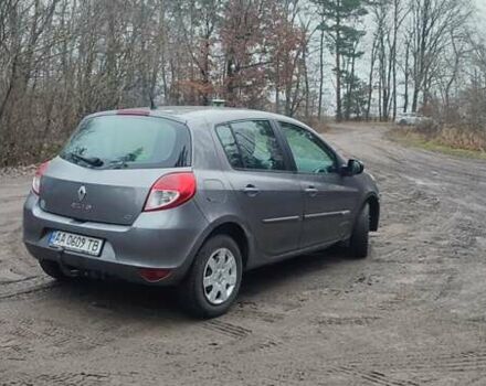Серый Рено Клио, объемом двигателя 1.46 л и пробегом 352 тыс. км за 3500 $, фото 5 на Automoto.ua
