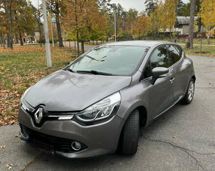 Рено Клио 2015 в Буче на Automoto.ua Серый Рено Клио, объемом двигателя 1.46 л и пробегом 218 тыс. км за 7700 $, фото 3 на Automoto.ua