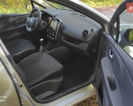 Сірий Рено Кліо, об'ємом двигуна 1.15 л та пробігом 239 тис. км за 9400 $, фото 2 на Automoto.ua