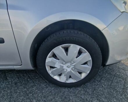 Сірий Рено Кліо, об'ємом двигуна 1 л та пробігом 1 тис. км за 6733 $, фото 5 на Automoto.ua