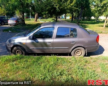 Серый Рено Клио, объемом двигателя 1.4 л и пробегом 230 тыс. км за 2300 $, фото 3 на Automoto.ua
