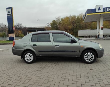 Серый Рено Клио, объемом двигателя 1.4 л и пробегом 250 тыс. км за 3100 $, фото 3 на Automoto.ua