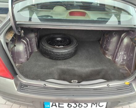 Серый Рено Клио, объемом двигателя 1.4 л и пробегом 250 тыс. км за 3100 $, фото 10 на Automoto.ua