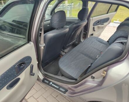 Серый Рено Клио, объемом двигателя 1.4 л и пробегом 250 тыс. км за 3100 $, фото 8 на Automoto.ua