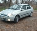 Серый Рено Клио, объемом двигателя 1.4 л и пробегом 266 тыс. км за 2700 $, фото 1 на Automoto.ua