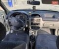 Серый Рено Клио, объемом двигателя 0 л и пробегом 220 тыс. км за 3050 $, фото 1 на Automoto.ua
