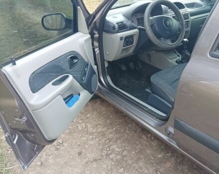 Сірий Рено Кліо, об'ємом двигуна 1.4 л та пробігом 277 тис. км за 2799 $, фото 8 на Automoto.ua