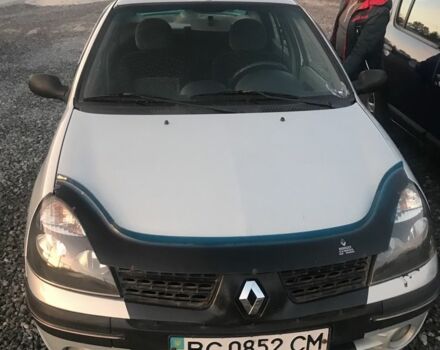 Серый Рено Клио, объемом двигателя 0 л и пробегом 150 тыс. км за 2650 $, фото 1 на Automoto.ua