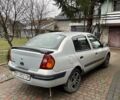Серый Рено Клио, объемом двигателя 1.4 л и пробегом 144 тыс. км за 3000 $, фото 2 на Automoto.ua