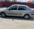 Сірий Рено Кліо, об'ємом двигуна 1.4 л та пробігом 285 тис. км за 4000 $, фото 4 на Automoto.ua