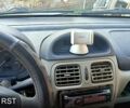Серый Рено Клио, объемом двигателя 1.4 л и пробегом 0 тыс. км за 2700 $, фото 4 на Automoto.ua
