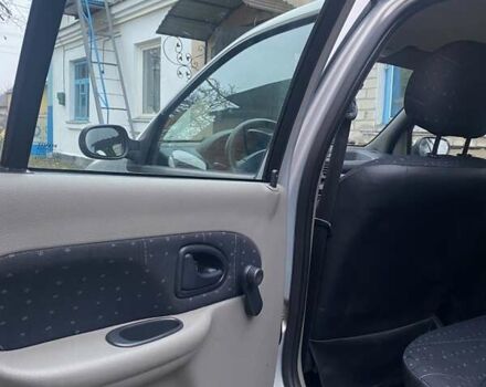 Сірий Рено Кліо, об'ємом двигуна 0 л та пробігом 214 тис. км за 2400 $, фото 9 на Automoto.ua